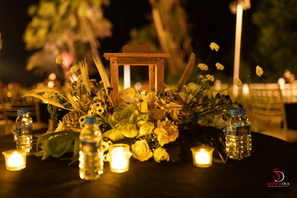 Tablescape and Floral detail — wedding decor — Radisson Blu